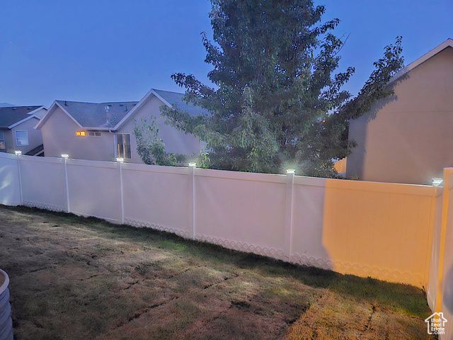6823 W BOTTLEBRUSH LN, West Jordan, UT 84081