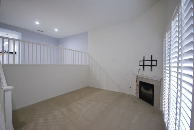 25725 Wagner Way C, Stevenson Ranch, CA 91381