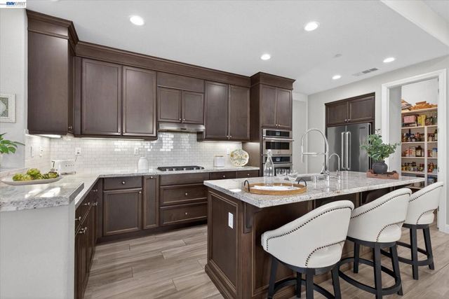 1720 Veneto Ln, Brentwood, CA 94513