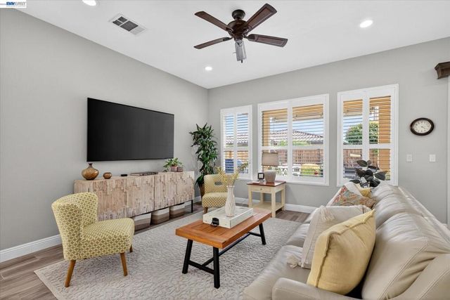 1720 Veneto Ln, Brentwood, CA 94513