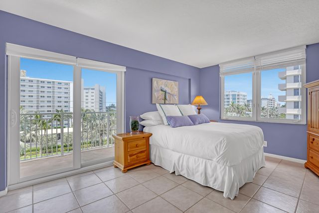 3221 S OCEAN Boulevard 302, Highland Beach, FL 33487