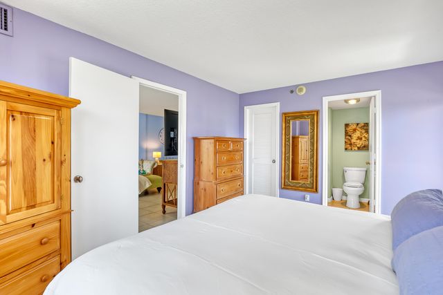 3221 S OCEAN Boulevard 302, Highland Beach, FL 33487