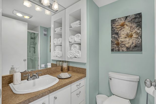 3221 S OCEAN Boulevard 302, Highland Beach, FL 33487