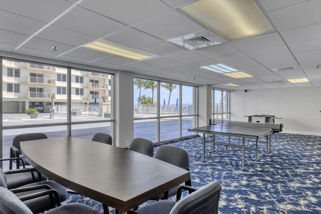 3221 S OCEAN Boulevard 302, Highland Beach, FL 33487