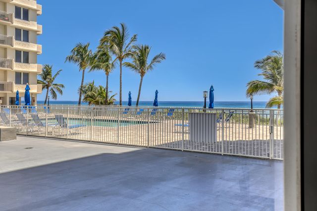 3221 S OCEAN Boulevard 302, Highland Beach, FL 33487