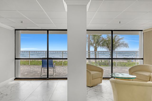 3221 S OCEAN Boulevard 302, Highland Beach, FL 33487