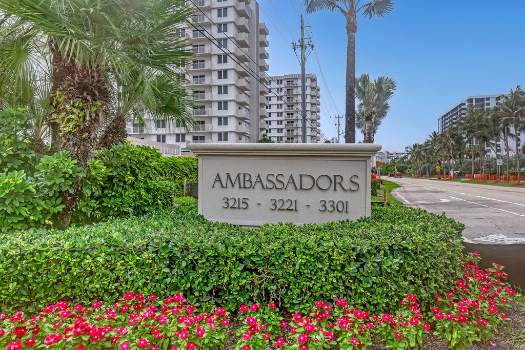 3221 S OCEAN Boulevard 302, Highland Beach, FL 33487