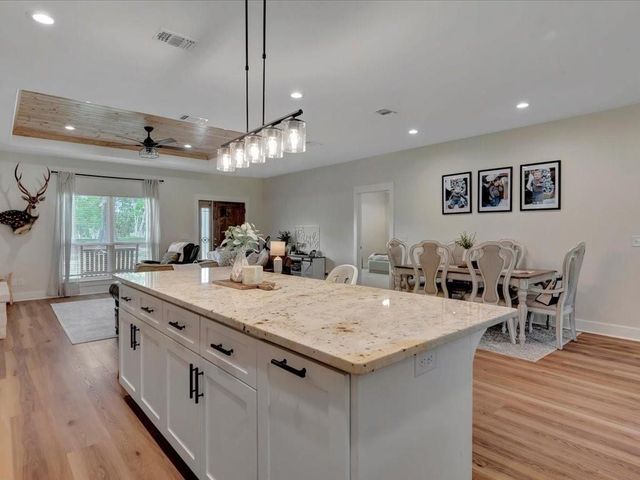 467 S Fm 1194, Hudson, TX 75904