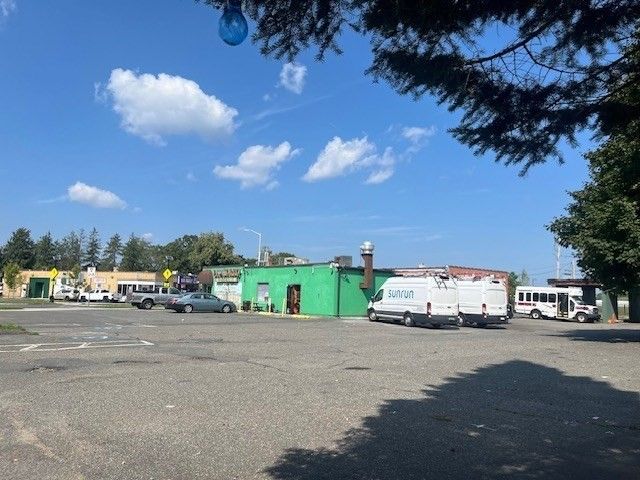 599-609 Page Blvd, Springfield, MA 01104