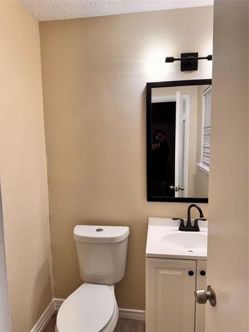 2603 Foxcroft Circle, Denton, TX 76209