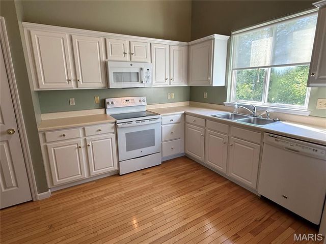 4900 Montford Drive, Unincorporated, MO 63128