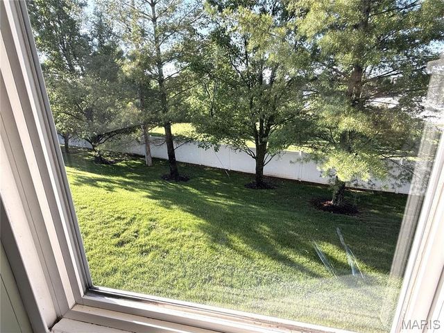 4900 Montford Drive, Unincorporated, MO 63128
