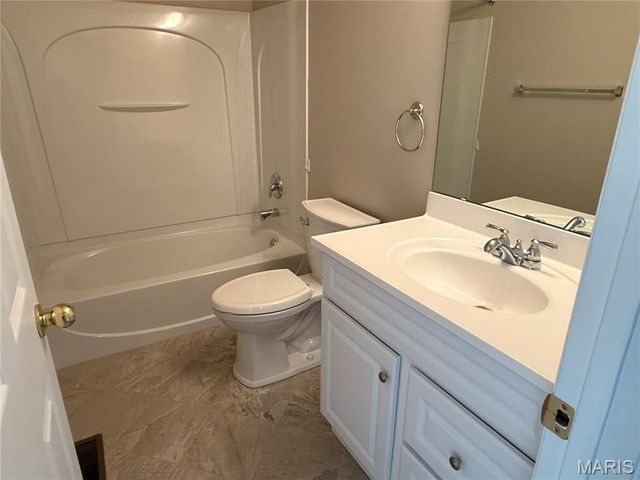 4900 Montford Drive, Unincorporated, MO 63128