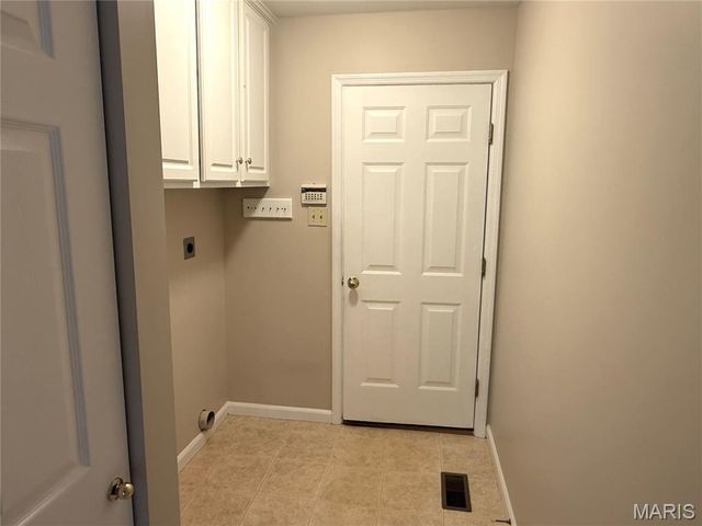 4900 Montford Drive, Unincorporated, MO 63128
