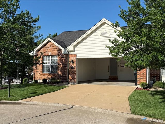 4900 Montford Drive, Unincorporated, MO 63128