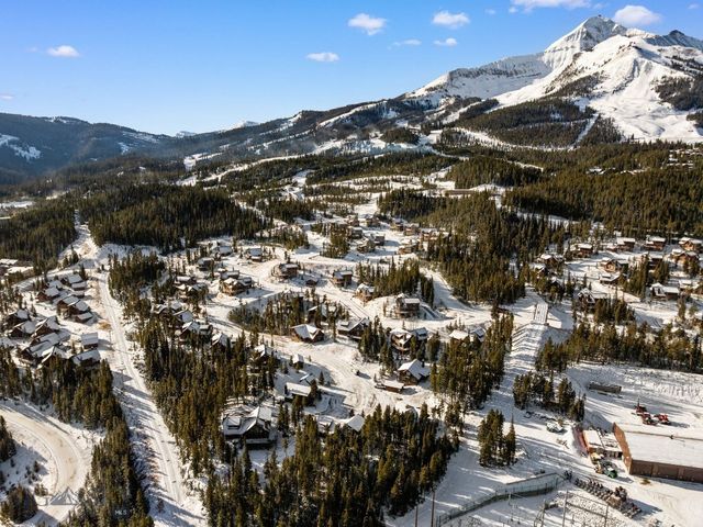 16 Oglala Road, Big Sky, MT 59716