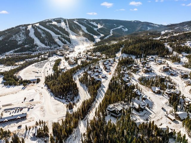 16 Oglala Road, Big Sky, MT 59716