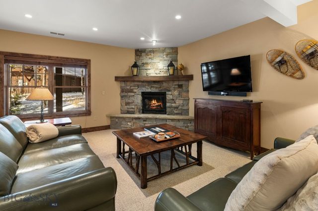 16 Oglala Road, Big Sky, MT 59716