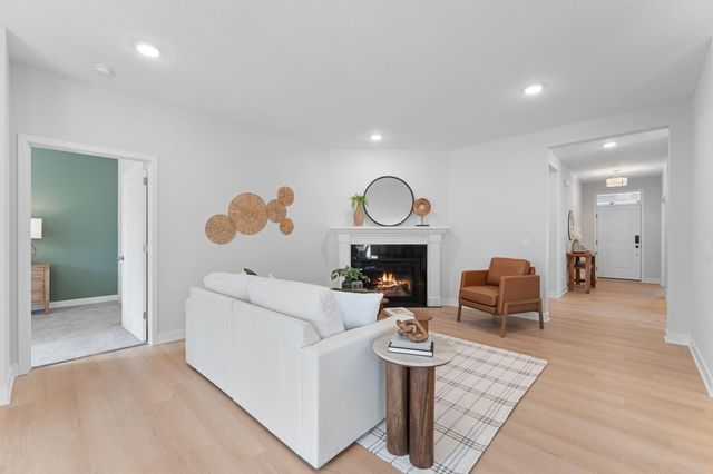 12 Palomino Court, Hudson, WI 54016