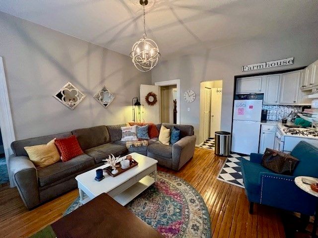 291 Commonwealth Avenue 5, Boston, MA 02116