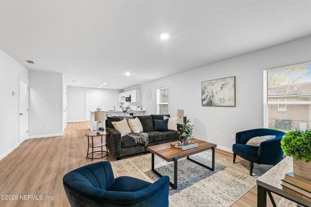 8040 SISKIN Avenue, Jacksonville, FL 32219