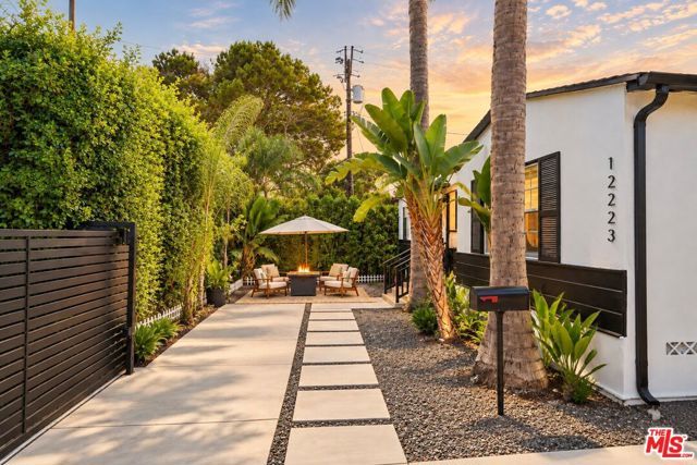 12223 Palms Boulevard, Los Angeles, CA 90066