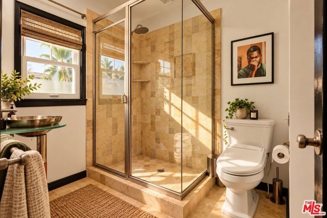 12223 Palms Boulevard, Los Angeles, CA 90066