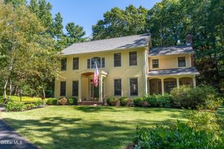 7 Rolling Brook Drive, Saratoga Springs, NY 12866