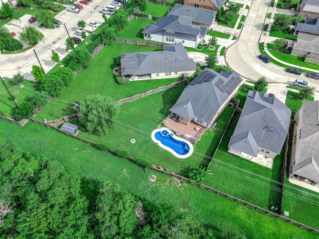 565 Winburn Tide Lane, La Porte, TX 77571
