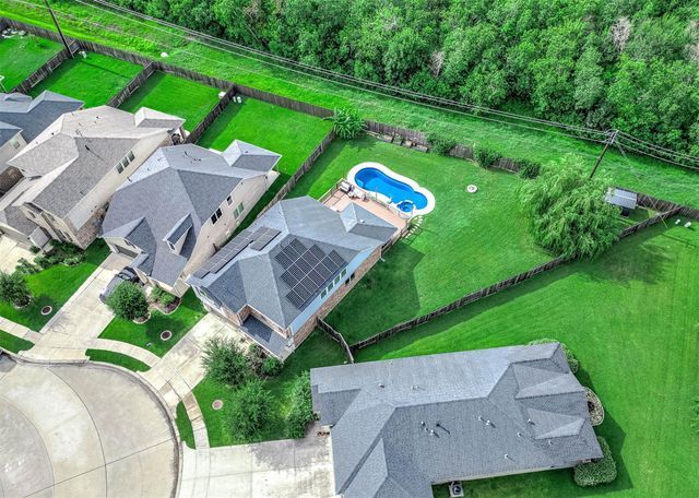 565 Winburn Tide Lane, La Porte, TX 77571
