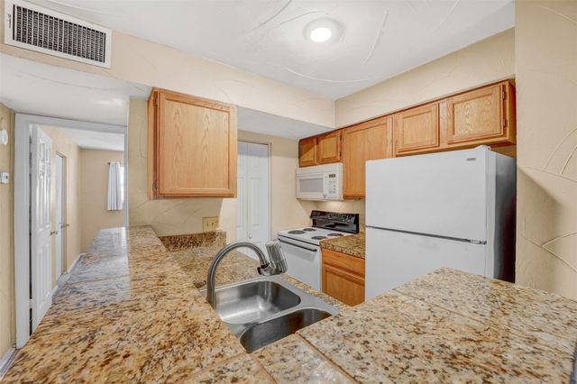 3018 S 1st ST 110, Austin, TX 78704