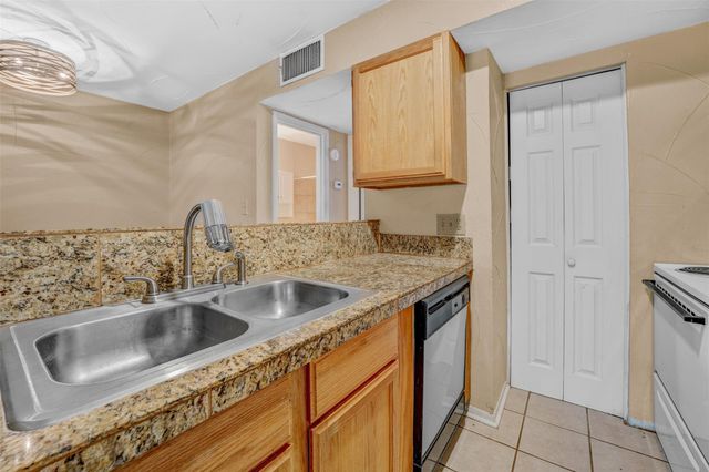 3018 S 1st ST 110, Austin, TX 78704