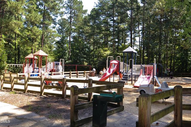 7605 Wellesley Park N, Raleigh, NC 27615