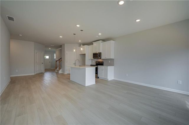 60 Cedar Drive, Fairburn, GA 30213