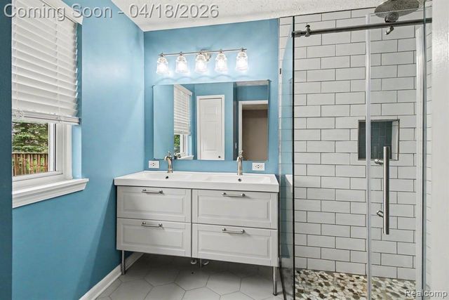 702 Dewars Street, Howell, MI 48843