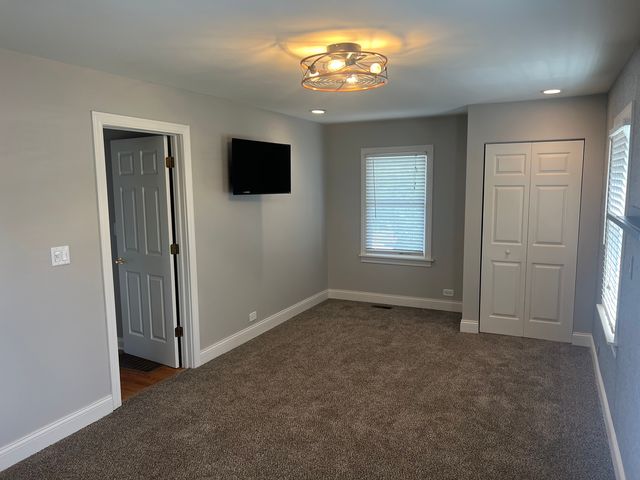 7830 Westview Lane, Woodridge, IL 60517