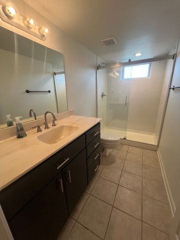 7830 Westview Lane, Woodridge, IL 60517