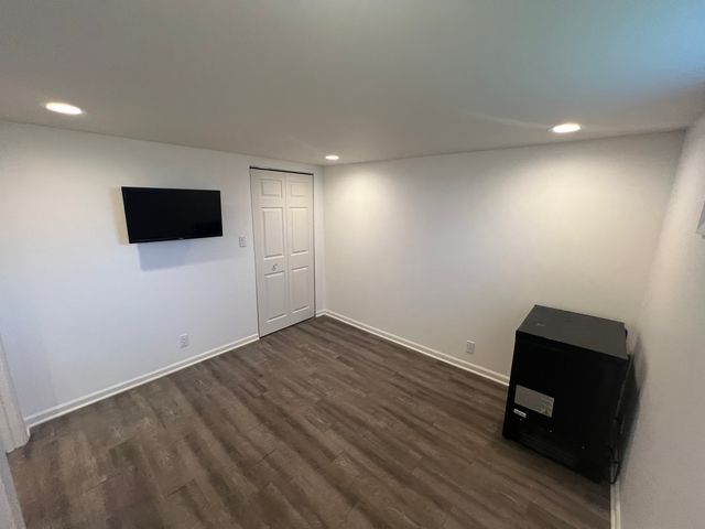 7830 Westview Lane, Woodridge, IL 60517