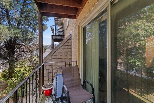 1343 S Austin Boulevard 2W, Cicero, IL 60804