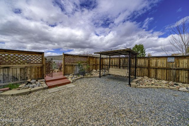 11725 Paradise View Drive, Sparks, NV 89441