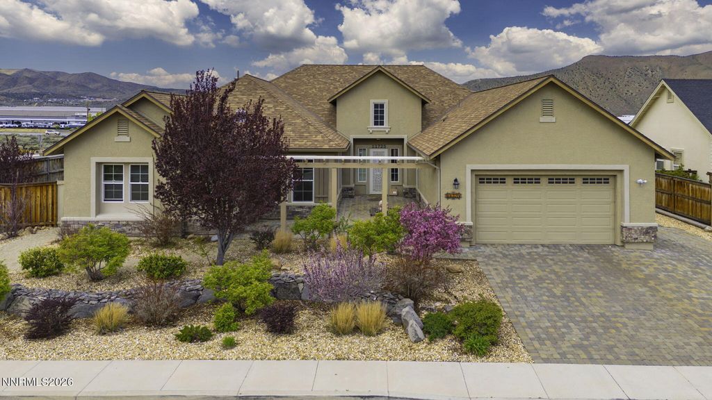 11725 Paradise View Drive, Sparks, NV 89441