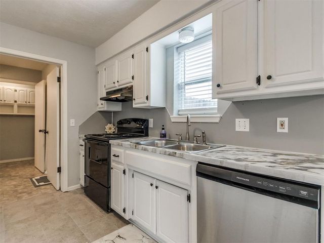 8414 S Douglas Avenue, Oklahoma City, OK 73139