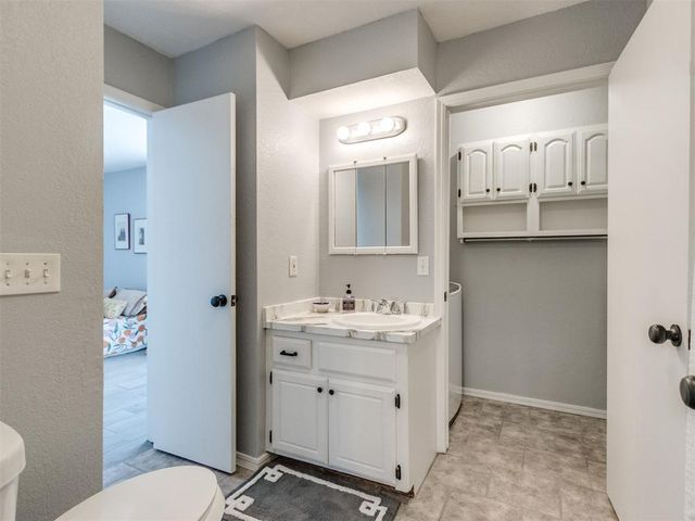 8414 S Douglas Avenue, Oklahoma City, OK 73139