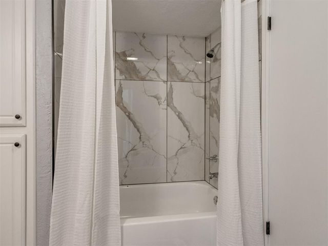 8414 S Douglas Avenue, Oklahoma City, OK 73139