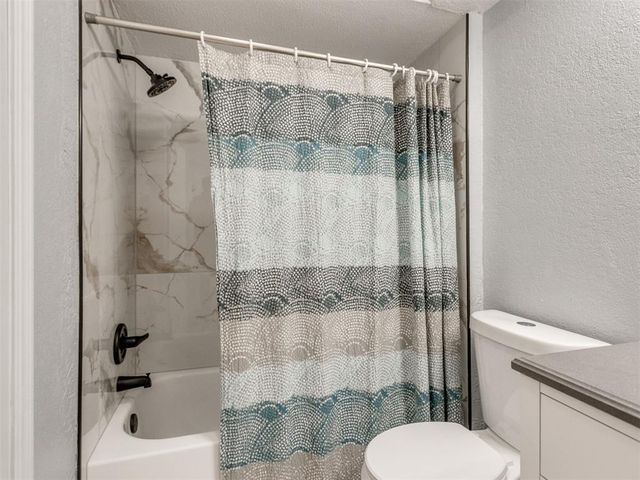 8414 S Douglas Avenue, Oklahoma City, OK 73139