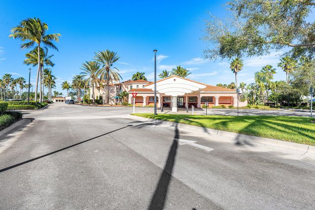 7754 Nile River Road, West Palm Beach, FL 33411