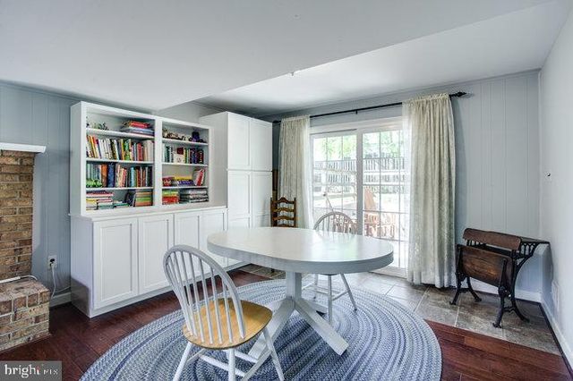 903 CAROLE CT SE, Vienna, VA 22180
