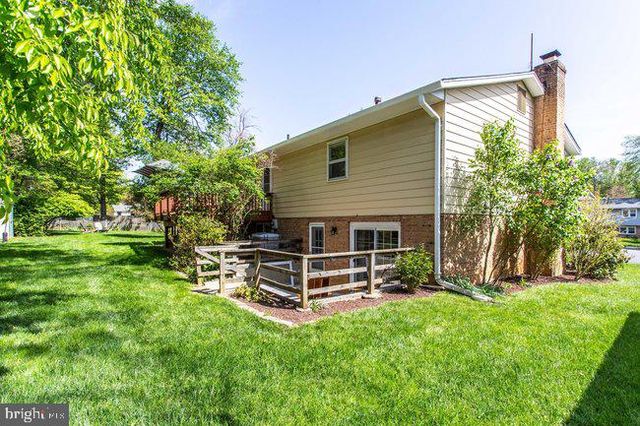 903 CAROLE CT SE, Vienna, VA 22180