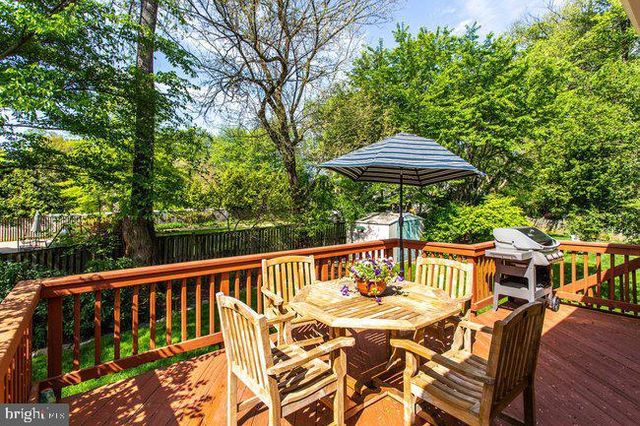 903 CAROLE CT SE, Vienna, VA 22180