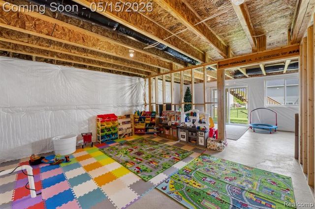 2888 Sycamore River Drive, Fowlerville, MI 48836